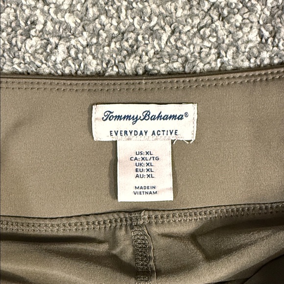 Tommy Bahama Tan NWT skort - Picture 2 of 5